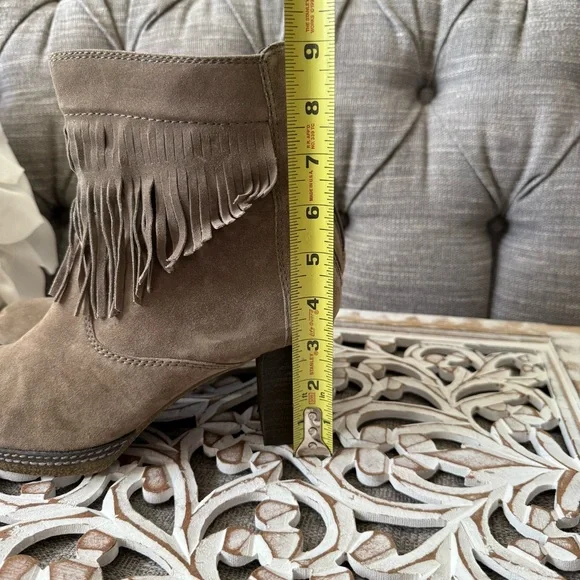 Gabor Suede Leather Fringe Heels Boots Women’s US 9.5 - Picture 8 of 11